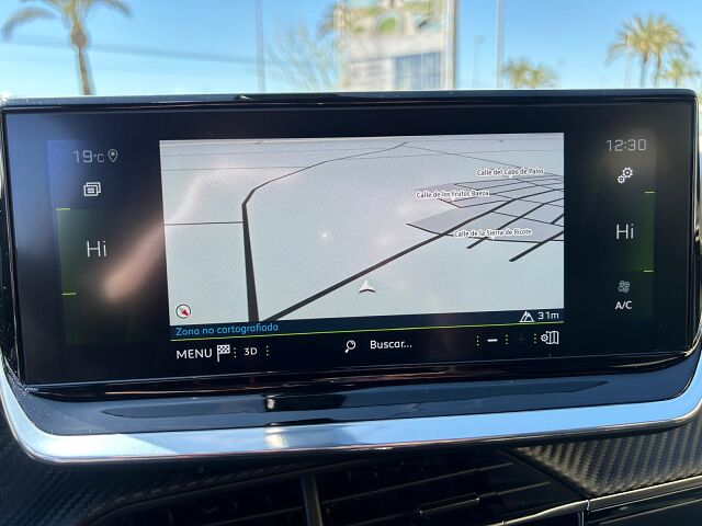 PEUGEOT 2008 GT 1.2 E-THP AUTO SPANISH LHD IN SPAIN 68000 MILES SUPERB 2020